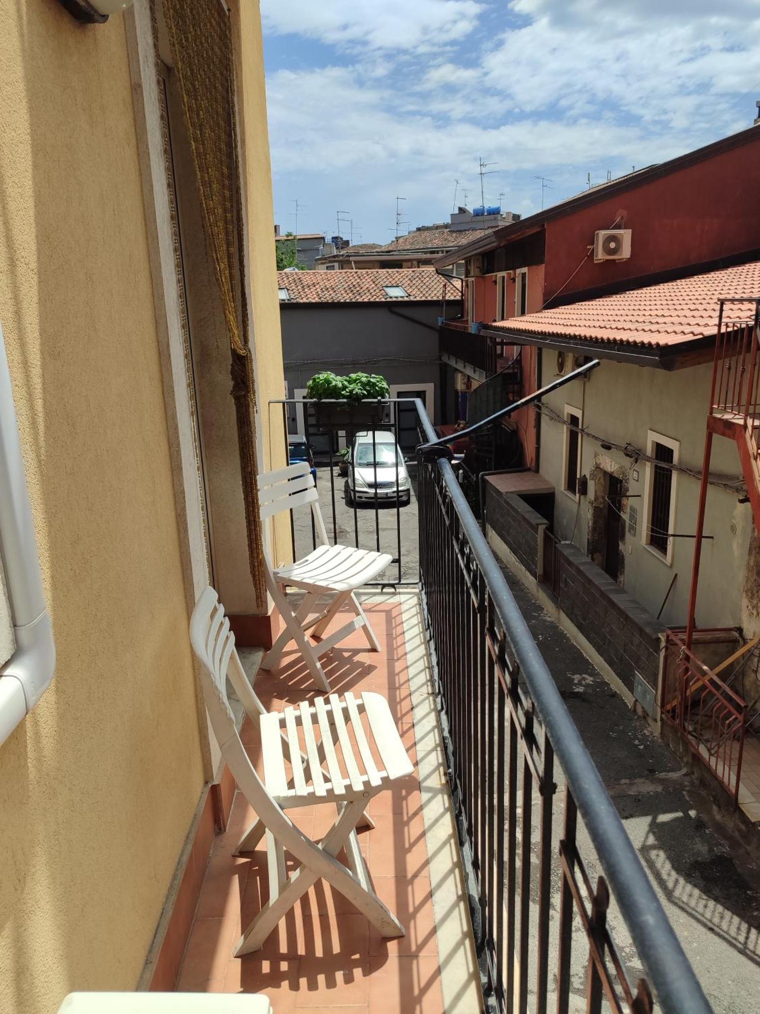 Le Case Del Cortile Catania Exterior photo